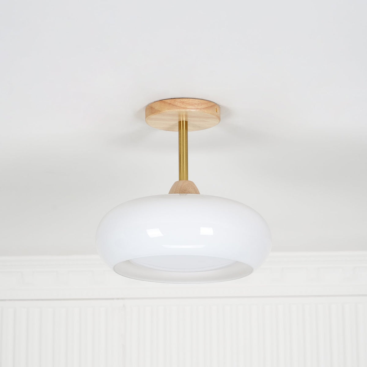 Lámpara de techo de cristal y madera, blanca y naranja, Ø28cm, para dormitorio o comedor, estilo Bauhaus, vintage, iluminación ambiental retro de