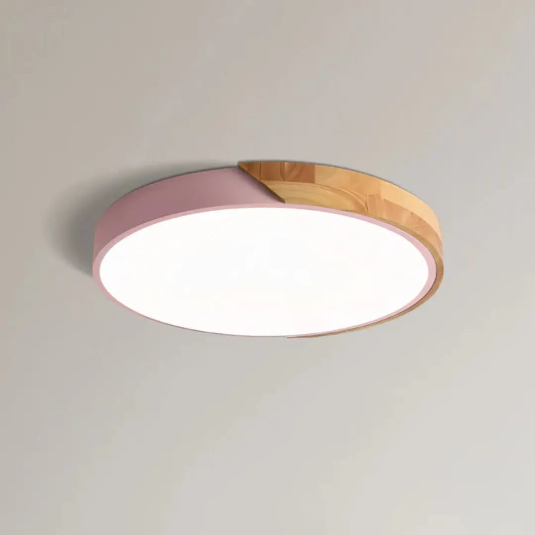 Lámpara de techo LED de madera escandinava: diseño moderno de montaje empotrado para un ambiente acogedor