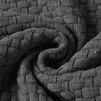 Sudadera con capucha robusta para hombre con textura de gofre: cálida, duradera y cómoda.