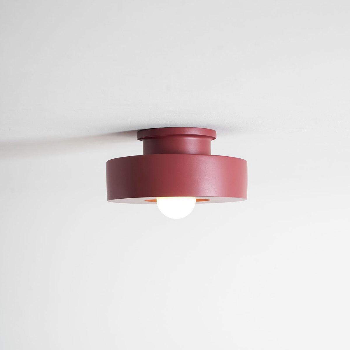 Plafondlamp Simon met Gestapelde Cilindervormen Hars Beschikbaar in Rood Groen Zwart E26 E27 Accesorio Ø30×15cm Diseño minimalista Geometrisch