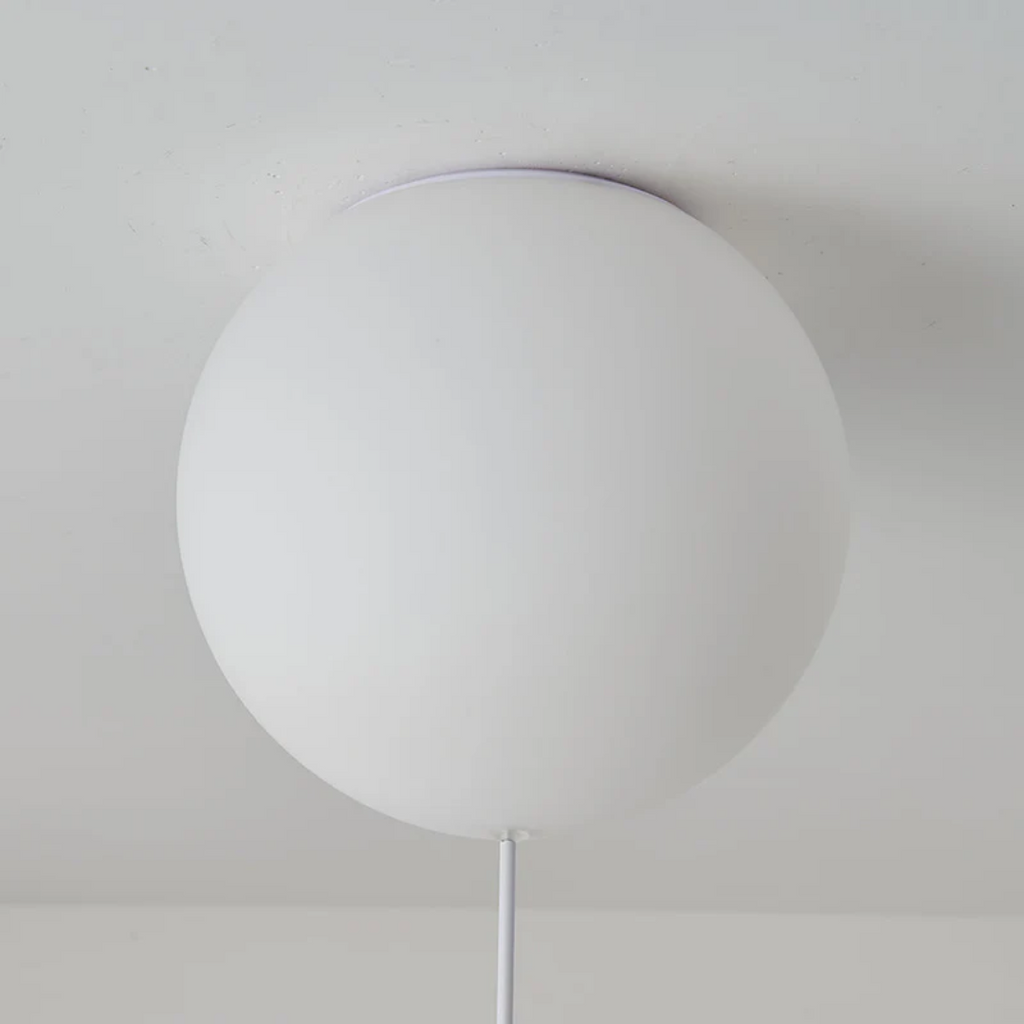 Lámparas de techo para niños con LED en el diseño del mundo y los astronautas