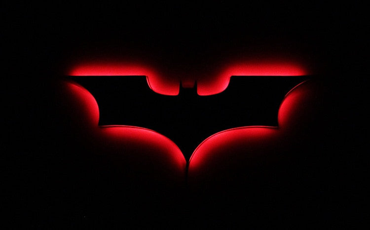 Aplique de pared LED de Batman con mando a distancia inalámbrico y cambio de color