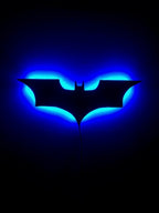 Aplique de pared LED de Batman con mando a distancia inalámbrico y cambio de color