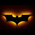Aplique de pared LED de Batman con mando a distancia inalámbrico y cambio de color
