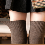 Calcetines de lana por encima de la rodilla