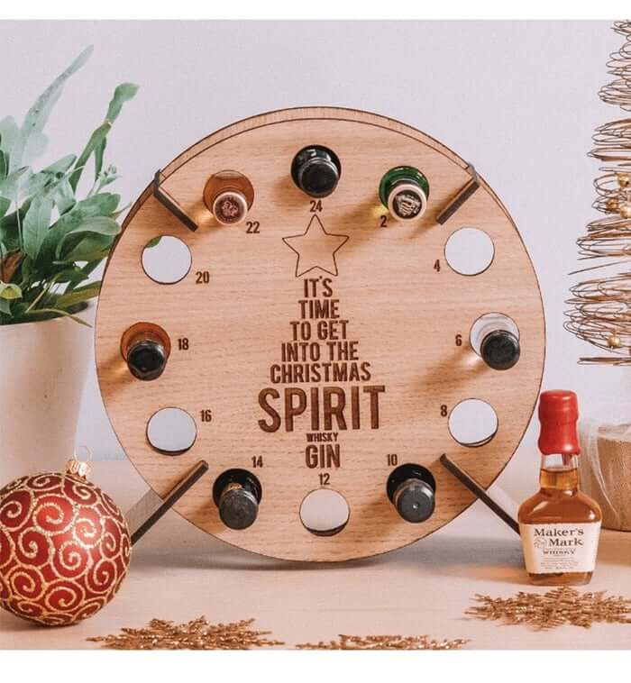 Calendario de Adviento navideño en forma de árbol | Soporte de madera para cerveza y vino | Reutilizable de madera de ab