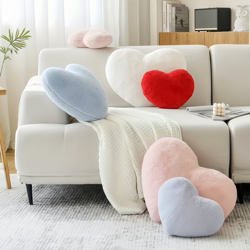 Cojín decorativo de sofá, de peluche, en forma de corazón