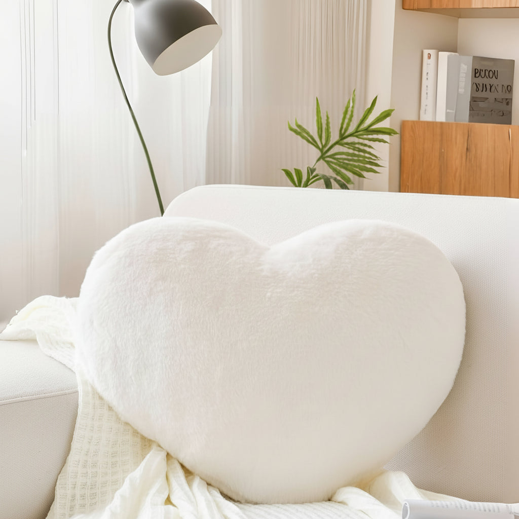 Cojín decorativo de sofá, de peluche, en forma de corazón