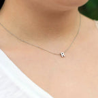 Collar Minimalista Fino con Inicial