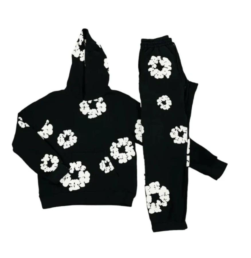 Conjunto athleisure sudadera con capucha y jogger con estampado floral