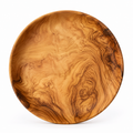 Plato decorativo de madera de olivo con vetas naturales.