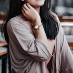 Elegante reloj analógico pequeño para mujer