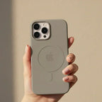 Funda magnética de silicona para iPhone - Tacto suave y compatible con MagSafe