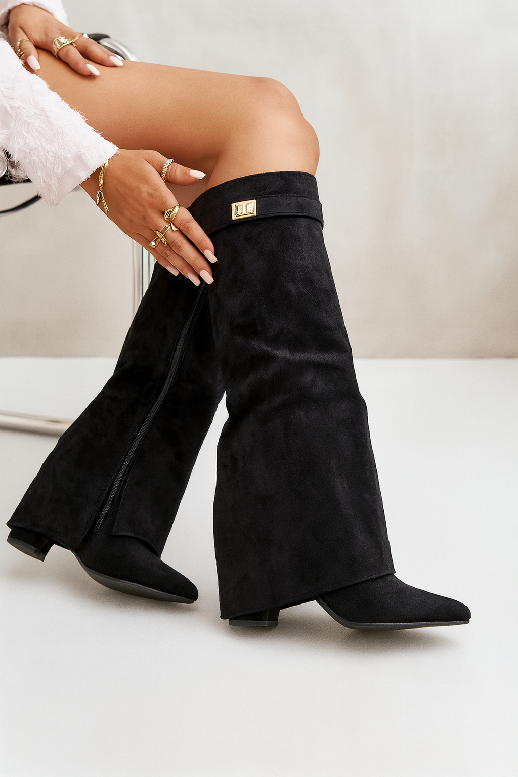 Elegantes botas altas de mujer de piel o ante, tacón 8,5 cm