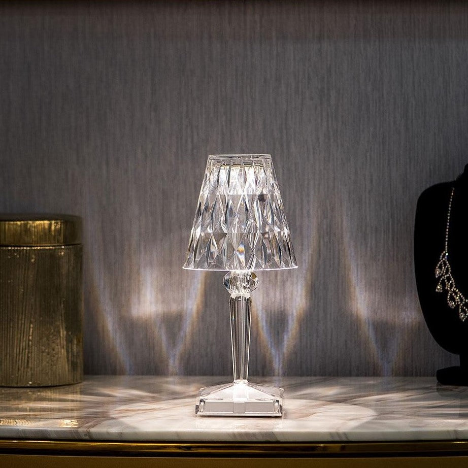 Lámpara de Mesa Moderna Brillante con Cristal y Manejo Sencillo