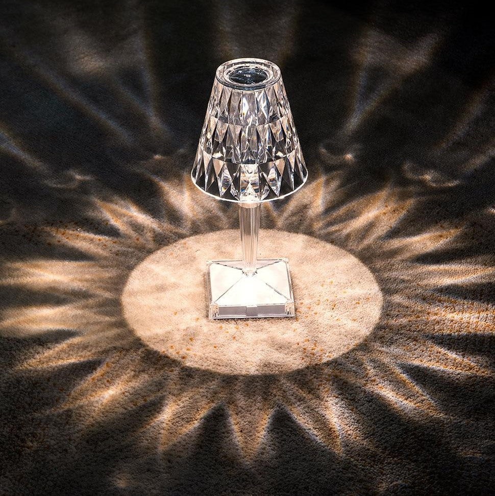 Lámpara de Mesa Moderna Brillante con Cristal y Manejo Sencillo