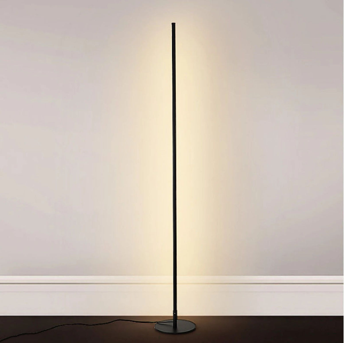 Lámpara de pie LED | Diseño minimalista moderno en color dorado