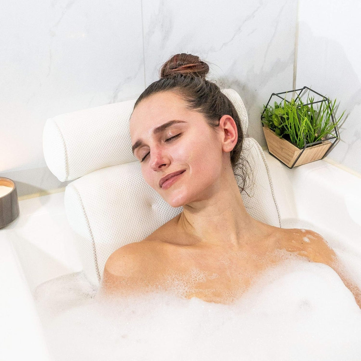 Almohada ergonómica de baño con ventosas – Cómodo soporte para el cuello para el baño y el spa