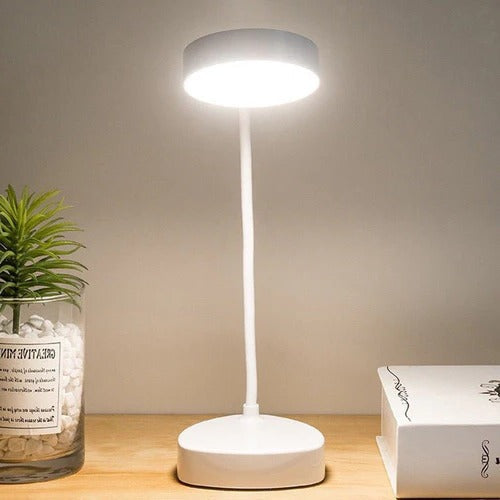 Lámpara LED con control táctil