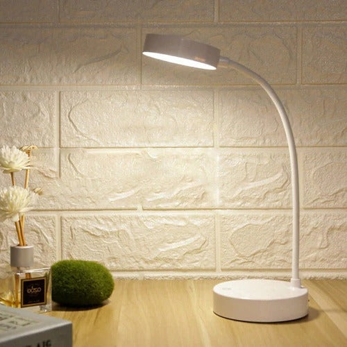 Lámpara LED con control táctil