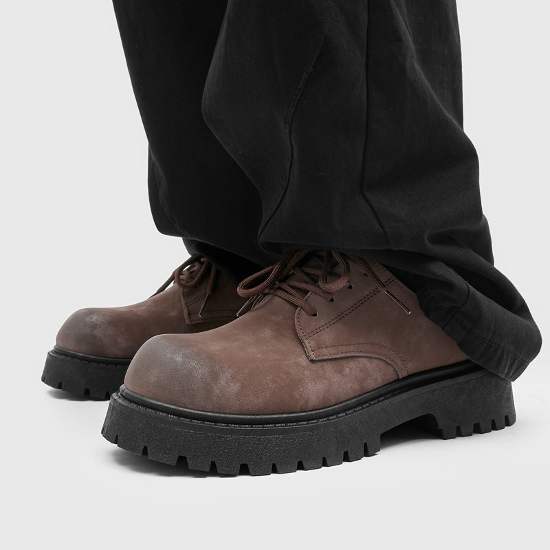 Zapatos Derby clásicos Foundry para hombre para un estilo sofisticado