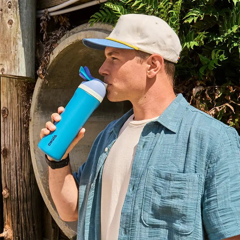 RVS Drinkfles 710ml con Geïntegreerd Rietje Handvat Dubbelwandige Isolatie 24u Koud BPA-Vrij Sport Reizen