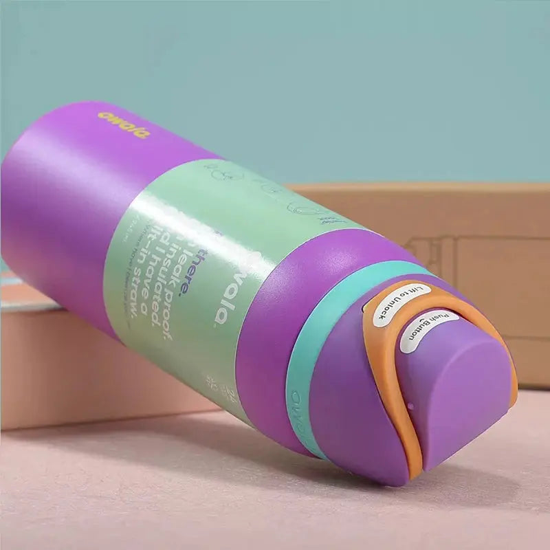 RVS Drinkfles 710ml con Geïntegreerd Rietje Handvat Dubbelwandige Isolatie 24u Koud BPA-Vrij Sport Reizen
