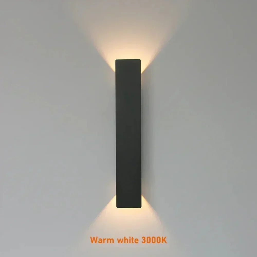 Aplique exterior LED de aluminio impermeable con iluminación arriba-abajo
