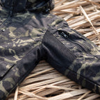 Conjunto de chaqueta y pantalón de camuflaje para hombre con paneles de malla y múltiples bolsillos