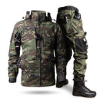Conjunto de chaqueta y pantalón de camuflaje para hombre con paneles de malla y múltiples bolsillos