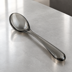 Cuchara sopera de acrílico negro 16 cm ligera