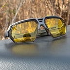 Gafas de sol deportivas fotocromáticas polarizadas con lentes de visión nocturna mejorada y montura envolvente táctica