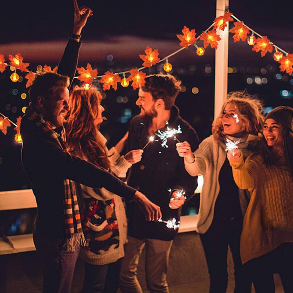 Guirnalda de luces LED con hojas de arce otoñales a pilas para decoración de Halloween, Acción de Gracias y dormitorio