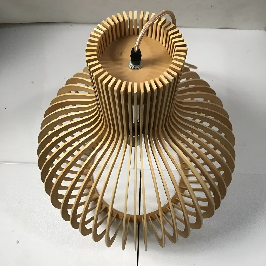 Lámpara colgante de madera ajustable con iluminación LED vintage