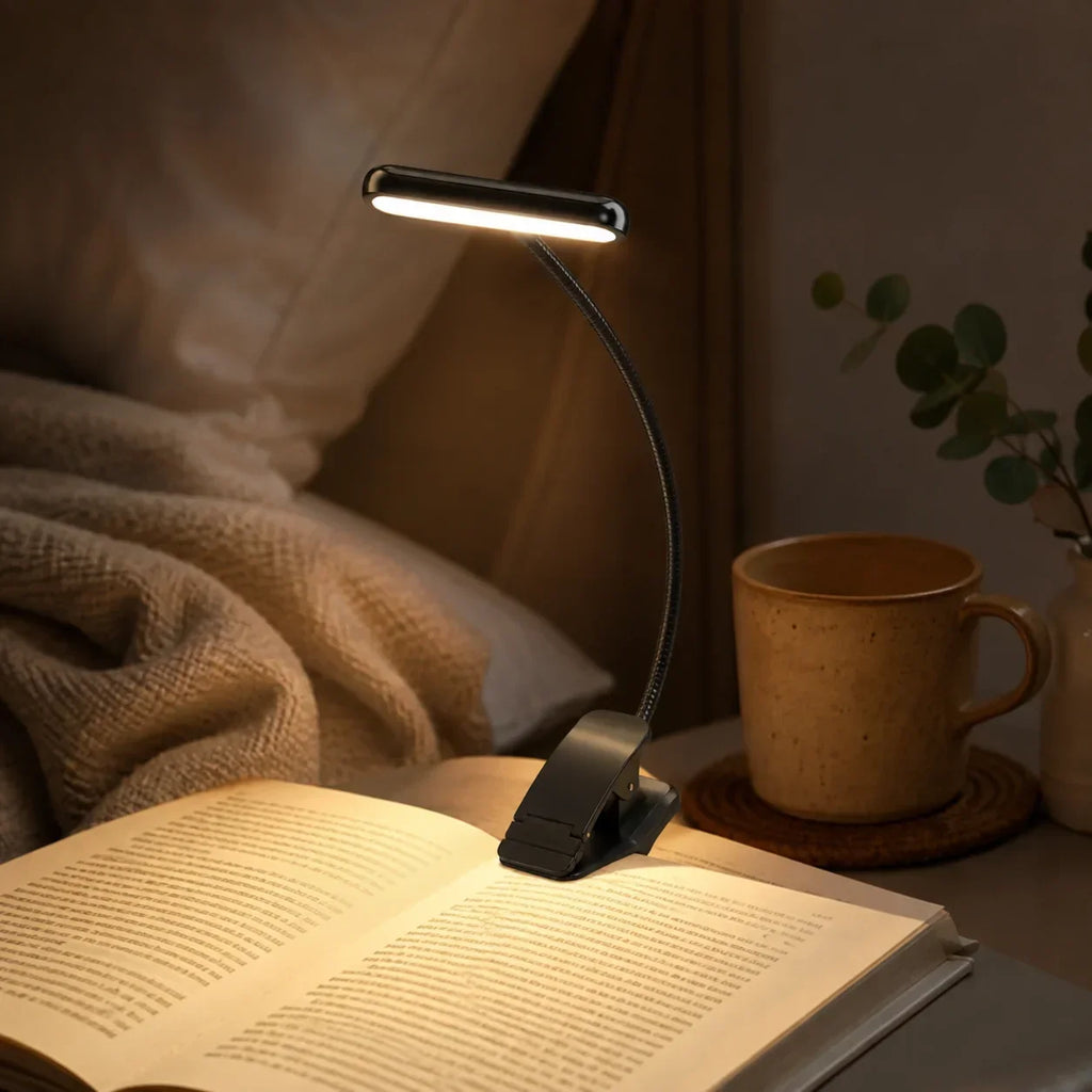 Luz de lectura con pinza | Recargable por USB y cuello flexible