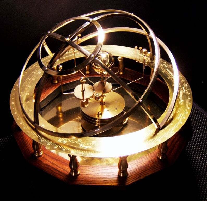 Gran modelo orrery del sistema solar – Representación planetaria detallada