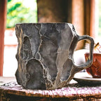 Taza de café artesanal de cristal mineral con aislamiento térmico – Apta para microondas 350–440 ml