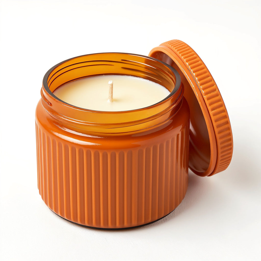 Vela de soja Ginger Spice de Tiendalodama — Tarro naranja con textura acanalada
