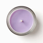 Vela de soja Lavender Fields de Tiendalodama en tarro de cristal transparente