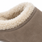 Zapatillas de ante taupe para hombre con forro de borreguito sintético