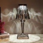 Lámpara de Mesa Moderna Brillante con Cristal y Manejo Sencillo