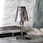 Lámpara de Mesa Moderna Brillante con Cristal y Manejo Sencillo