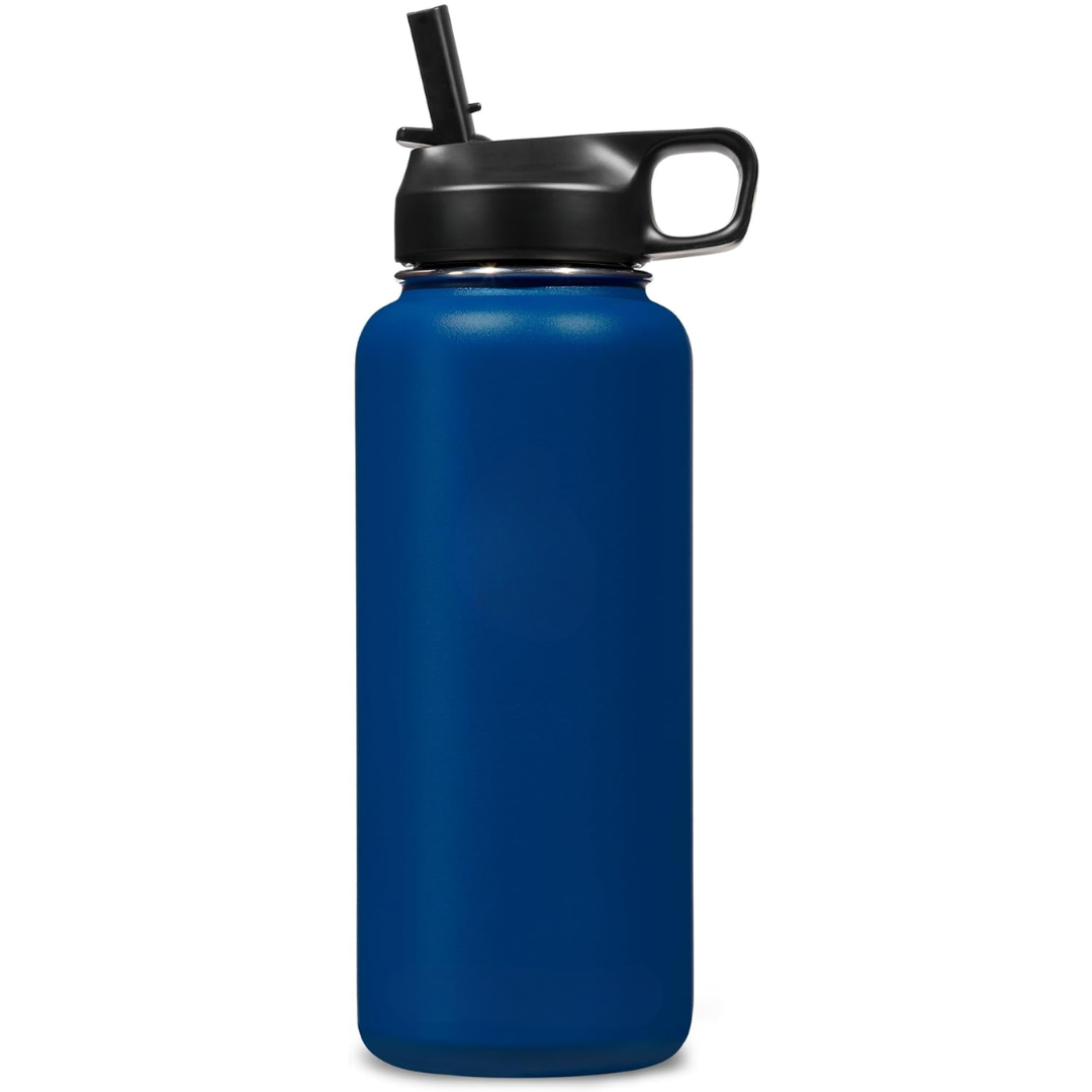 Botella de agua unisex de acero inoxidable con aislamiento térmico y pajita.