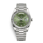 Reloj automático para hombre con indicador de día y fecha: atemporal y elegante.