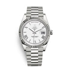 Reloj automático para hombre con indicador de día y fecha: atemporal y elegante.