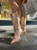 Botas vaqueras metálicas con brillo para mujer