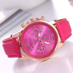 Reloj cronógrafo moderno para mujer con números romanos