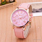 Reloj cronógrafo moderno para mujer con números romanos