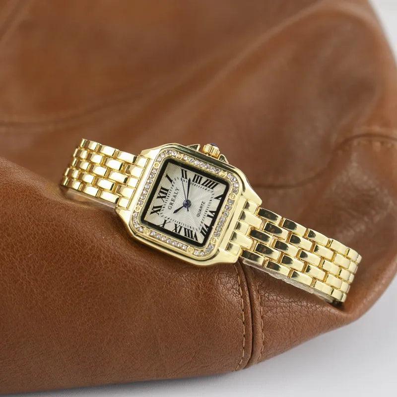 Reloj cuadrado para mujer con números romanos