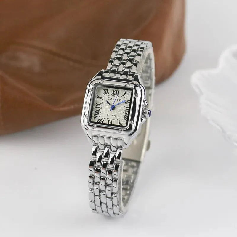 Reloj cuadrado para mujer con números romanos